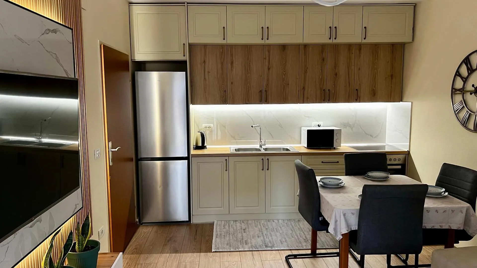 Lägenhet Apartament Gloria Tirana